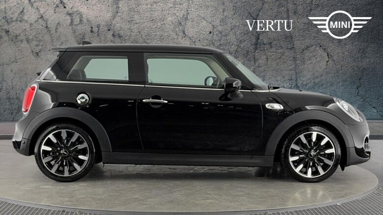 MINI Hatchback 2.0 Cooper S Exclusive II 3dr Auto Petrol Hatchback